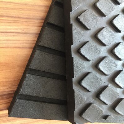 8mm Ketebalan Double Side Heavy Duty Karet Kuda Stall Mat dengan Pola Square Hexagon