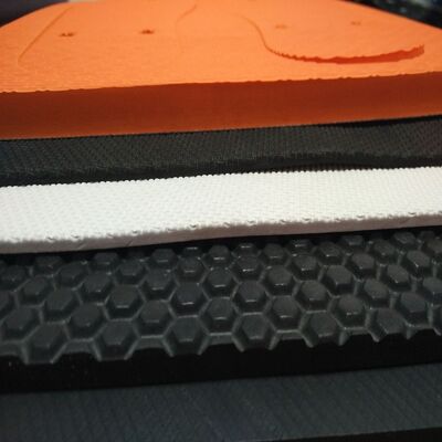 Grosir Pabrik Sandal Selop EVA Potongan Die Warna-warni dengan Sol Busa Lembut Produk Karet Sol Sel Tertutup
