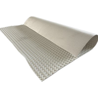 Transportasi Industri Crescent Permukaan Anti-slip Pola PVC Conveyor Belt