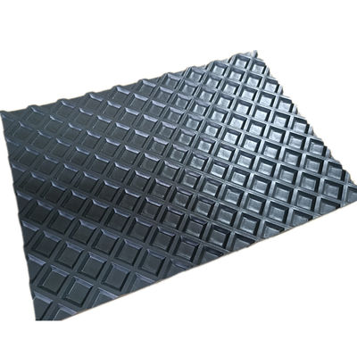 Sabuk Konveyor PVC Industri dengan Pola Grid untuk Mesin Pengamplasan Pembuatan Kayu Datar Pilihan OEM yang Dapat Disesuaikan